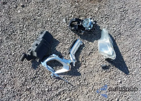 2018 Ford Ecosport Se z USA, uszkodzony, nr VIN MAJ6P1UL4JC239606